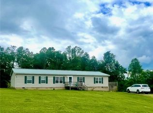 26500 Ashton Upland Rd, Milton, WV 25541