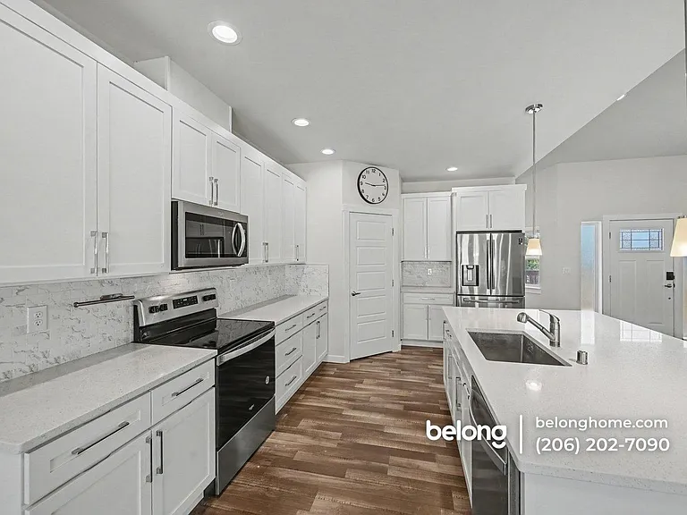 410 Emerald St #A — Photo 11