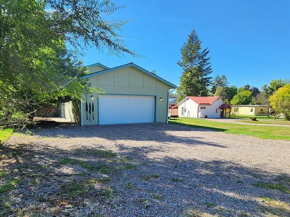 610 12th Ave E, Polson, MT 59860