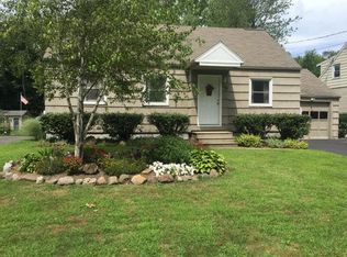 216 Roxann Ave, North Syracuse, NY 13212