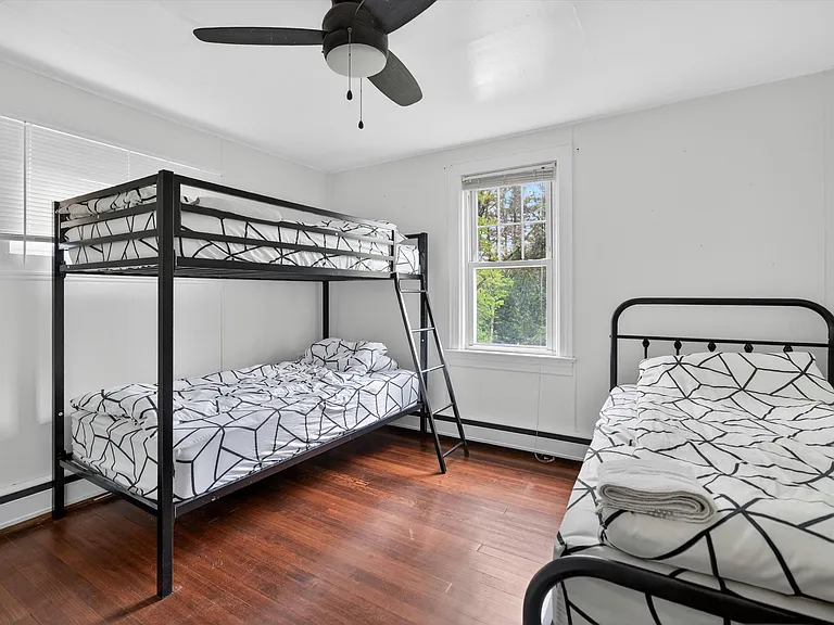 6355 State Route 42 — Photo 18
