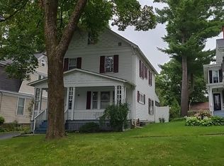 41 Paris Rd, New Hartford, NY 13413