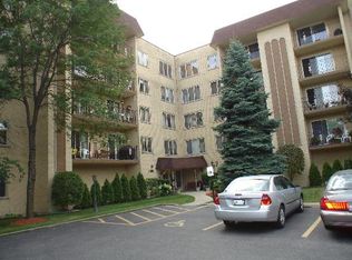 6455 W Belle Plaine Ave APT 311, Chicago, IL 60634