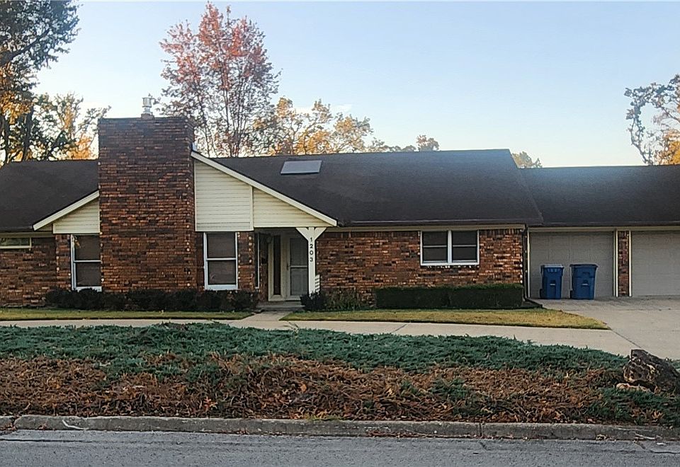 1st image of 1203 NW 11th St