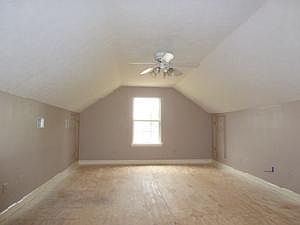 5th image of 408 John Martin Ave