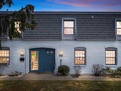 720 Carriage Cir, Pittsburgh, PA, 15205