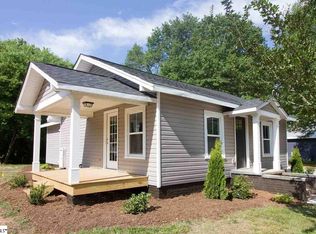 51 Main St, Pelzer, SC 29669