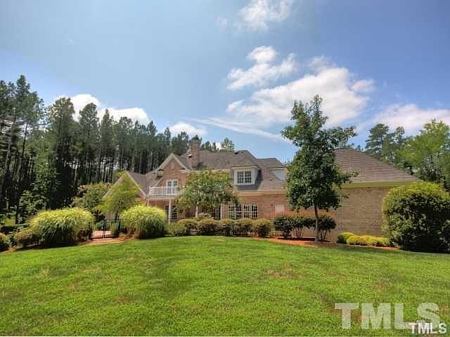 2nd image of 2768 Weaver Hill Dr