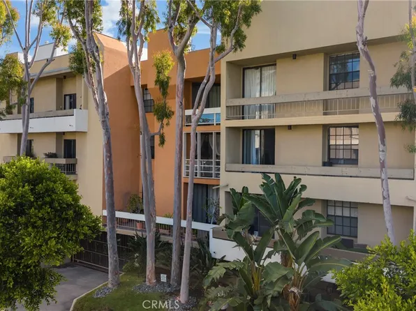 740 N Kings Rd APT 208, Los Angeles, CA 90069