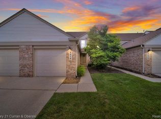 4414 Hunters Cir E, Canton, MI 48188