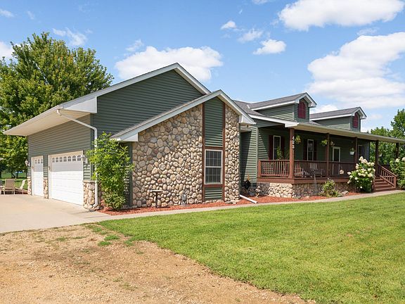 5th image of 423 Doppy Ln