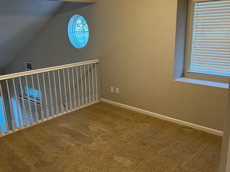 181 Royal River Dr — Photo 5