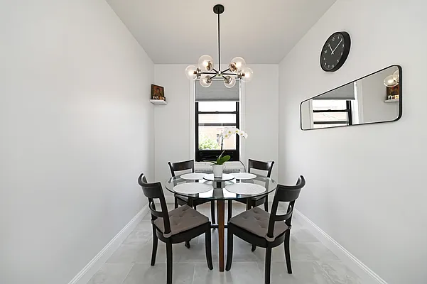 Sold by Amerihomes Realty of NY | media 37