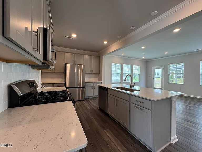 375 Garden Vine Trl — Photo 17