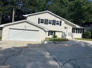 6625 Connell Rd, Fairburn, GA 30213