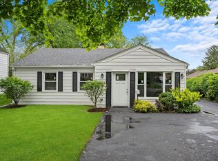 468 S Park Rd, Lombard, IL 60148