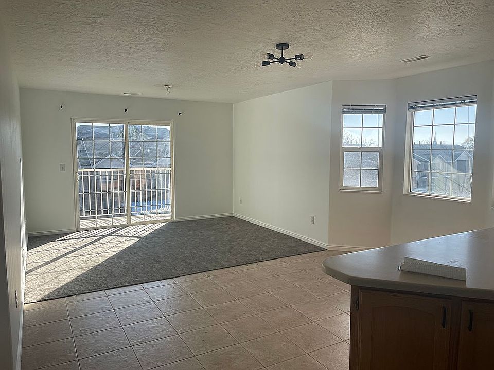2nd image of 1026 W 1360 S