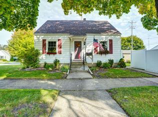 7327 33rd Ave, Kenosha, WI 53142