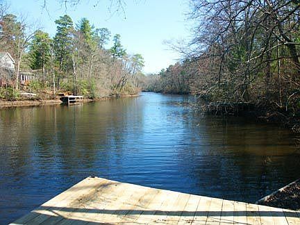 Lakefront Home on Taunton Lake