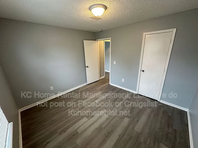 818 Rosewood St #B — Photo 14