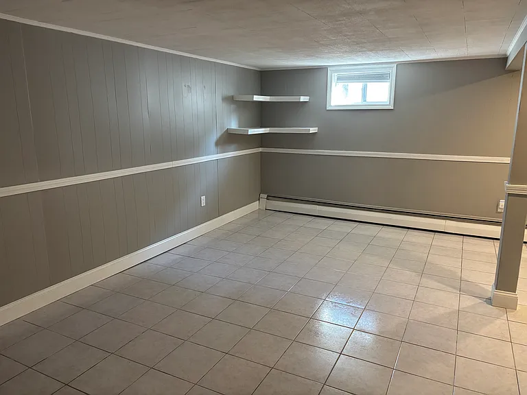 71 Leitha Dr — Photo 2