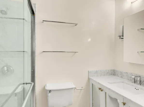 303 East 57th Street image 6 of 13