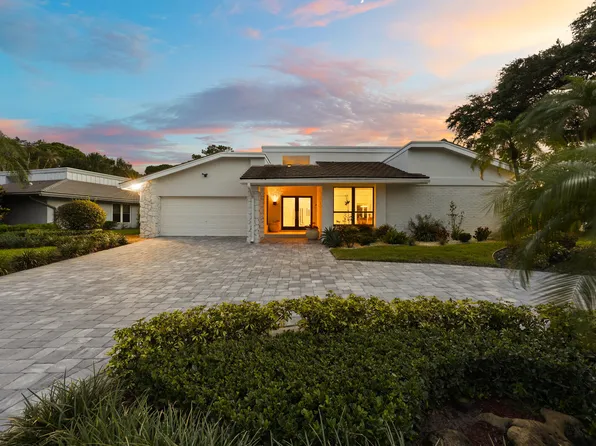 624 W Lakewoode Circle W, Delray Beach, FL 33445