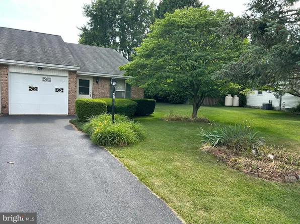 41 Winding Way, Lititz, PA 17543