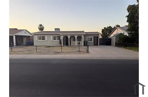 1810 W Alta Vista Rd Photo 1