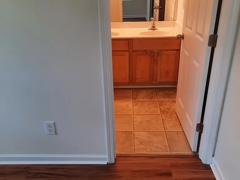 508 Sternwheel Way — Photo 17