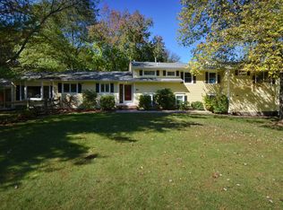 99 Circle Dr, Millington, NJ 07946