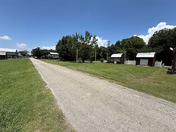 5th image of 935 Blue Heron Way Lot 17
