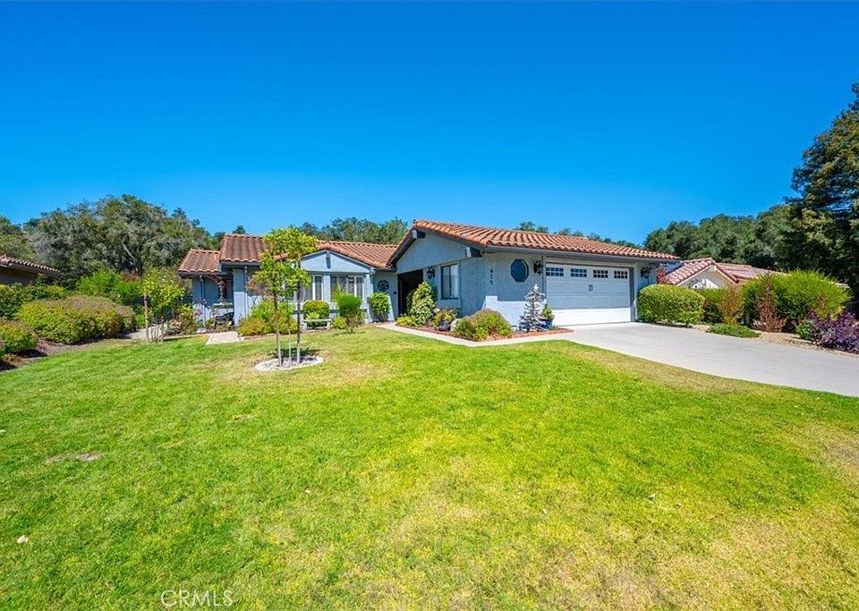 1st image of 675 Barberry Way