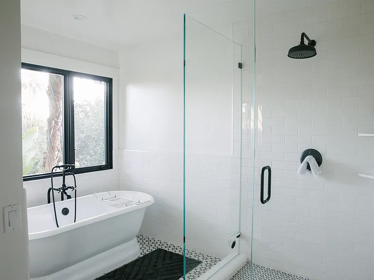 4140 Marina Dr — Photo 21