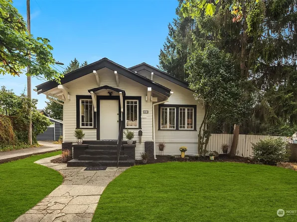 1215 NE 64th Street, Seattle, WA 98115