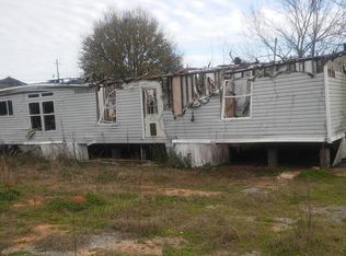 1792 Fern Rd, Deatsville, AL 36022