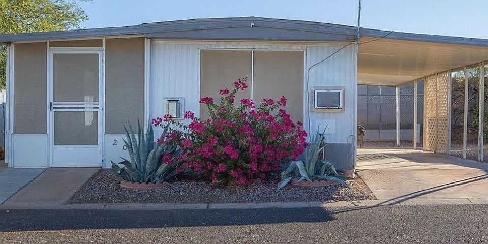 1st image of 1925 S Arizona Blvd #202