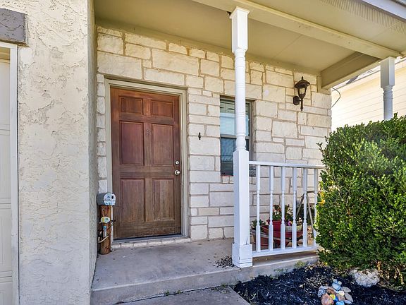 4th image of 721A Claremont Pkwy