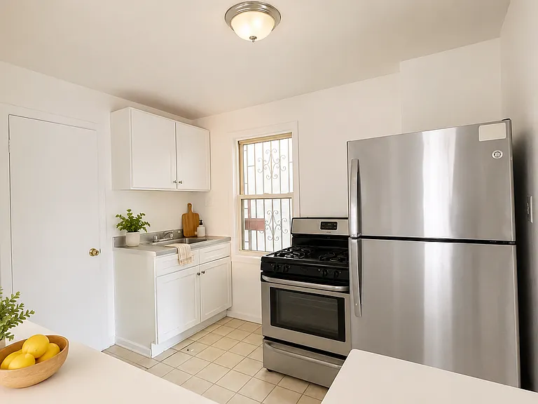 2308 Washington Ave #2 — Photo 4
