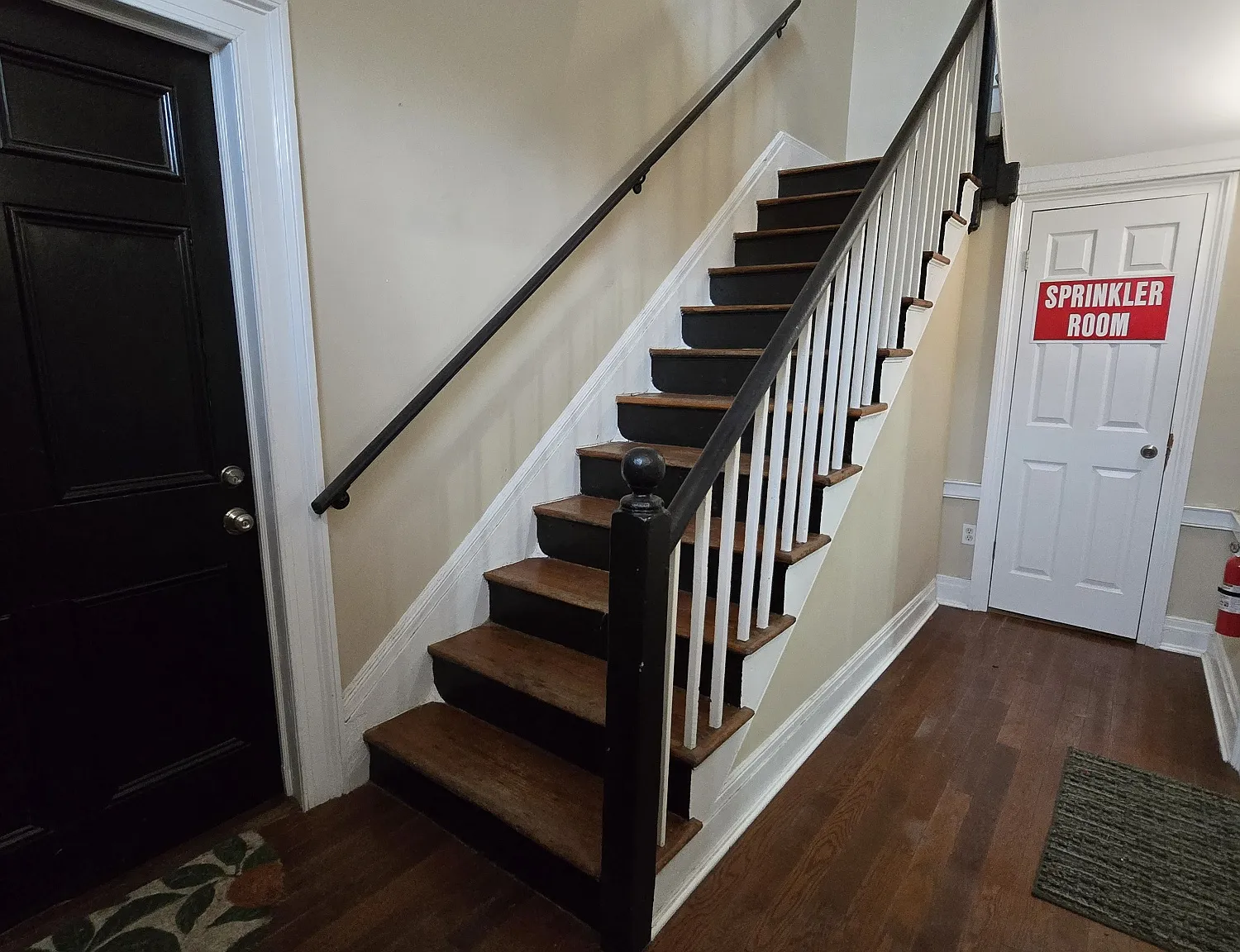 1 bed, 800 sqft, $995 — Photo 2