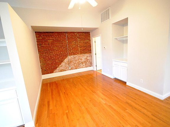 3rd image of 401-411 N Euclid Ave #411A