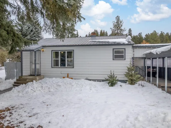 1130 W Spruce St, Newport, WA 99156