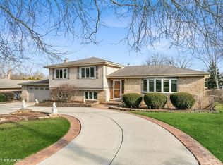 6N231 Virginia Rd, Roselle, IL 60172