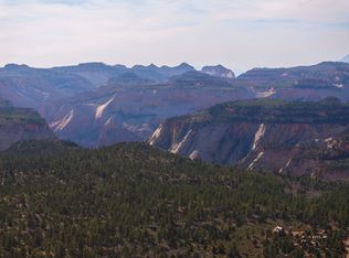 W Cedar Rd, Orderville, UT 84758