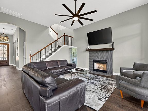 5th image of 2801 Manitou Dr