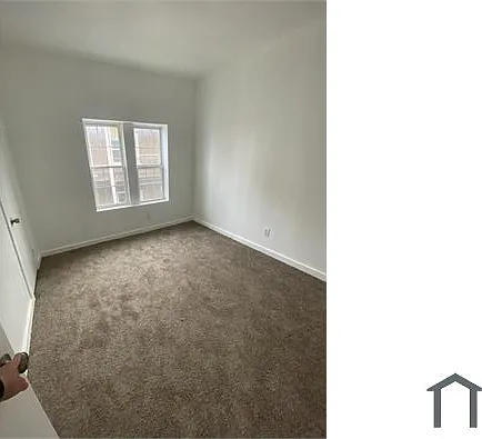 2915 E 130th St #3 — Photo 17