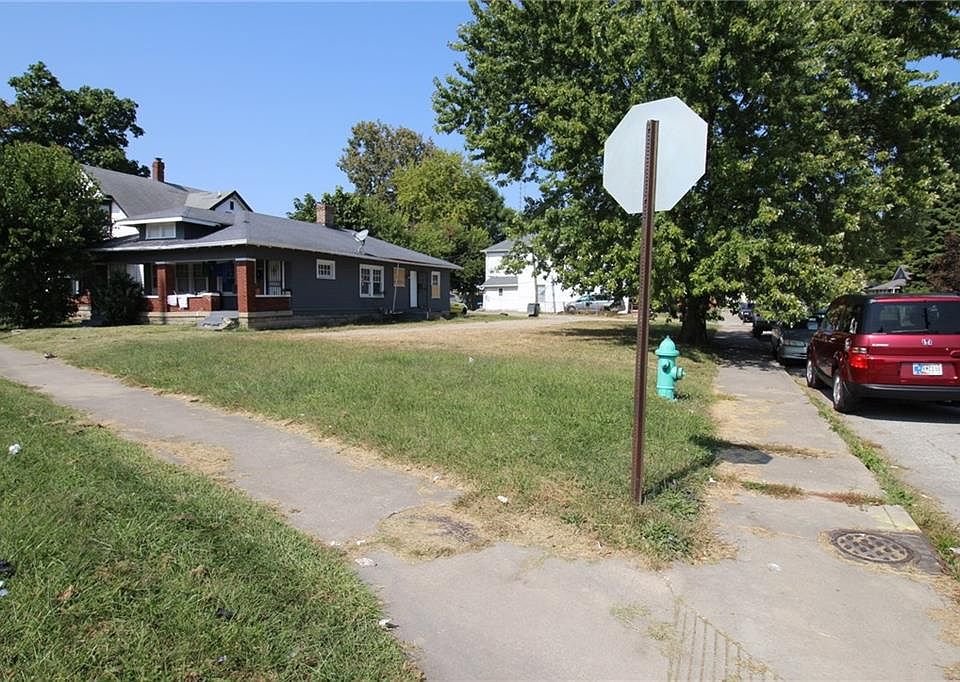 2nd image of 164 Villa Ave