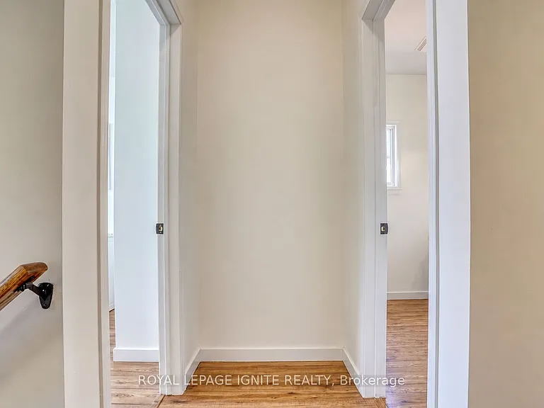 604 Woodmount Cres — Photo 4