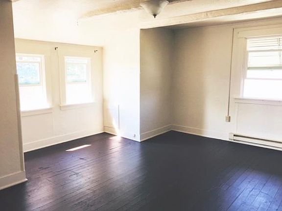 4th image of 2303 N Wall St APT 3