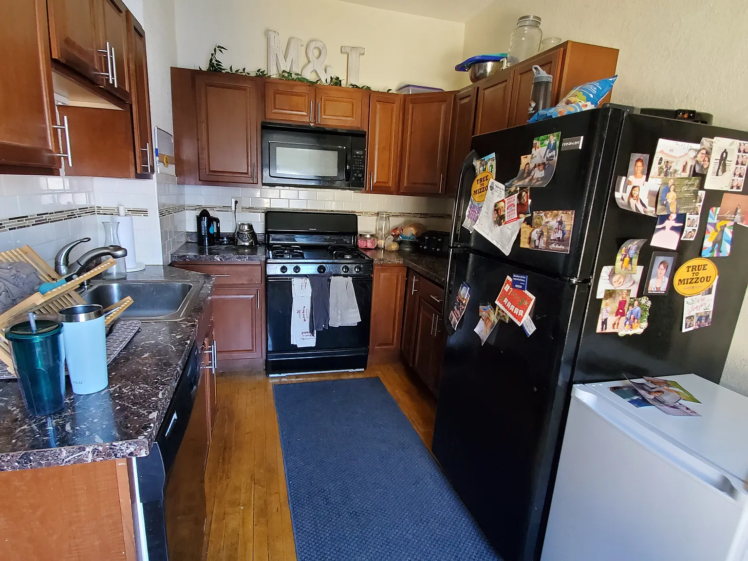 2 bed, 2456 sqft, $1,400 — Photo 3